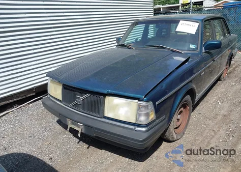 1992 Volvo 240 Gl from USA, damaged, VIN YV1AS8802N1473105